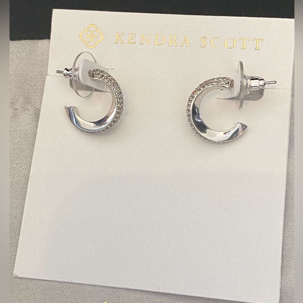 New Kendra Scott Ella silver Huggie Earrings